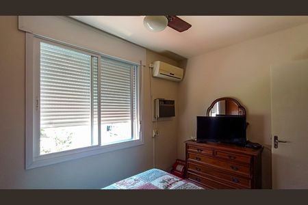 Quarto 2 de apartamento à venda com 3 quartos, 58m² em Teresópolis, Porto Alegre