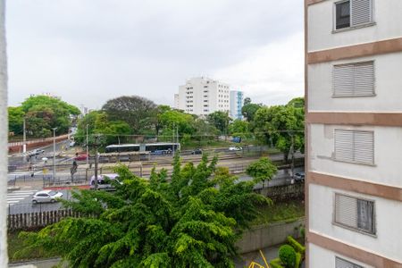 Apartamento à venda com 60m², 2 quartos e 1 vaga Apartamento à venda com 60m², 2 quartos e 1 vagaVista do Quarto 2