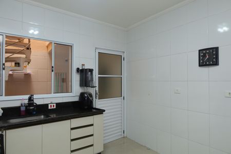 Casa à venda com 97m², 3 quartos e 2 vagasCozinha