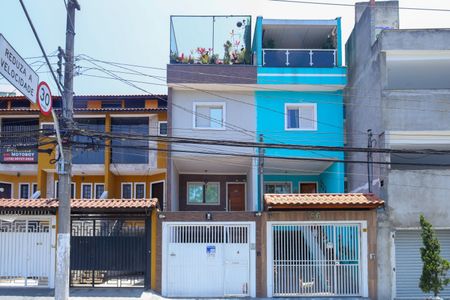 Casa à venda com 97m², 3 quartos e 2 vagasFachada do imóvel
