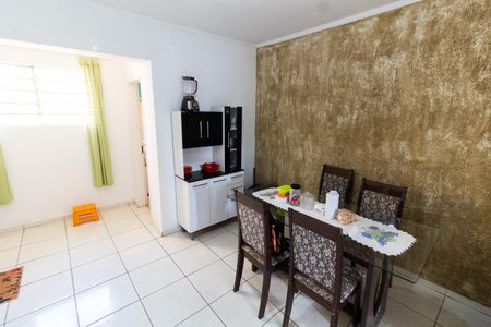 SALA de kitnet/studio à venda com 1 quarto, 56m² em Centro, Campinas