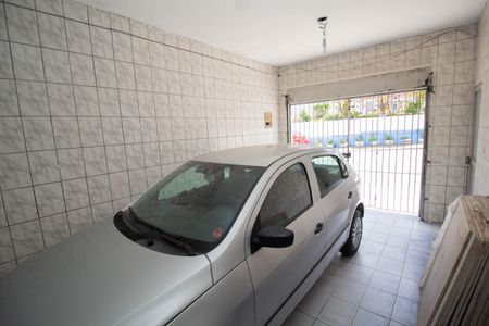 Casa à venda com 148m², 5 quartos e 1 vaga Casa à venda com 148m², 5 quartos e 1 vagaGaragem