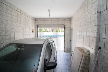 Casa à venda com 148m², 5 quartos e 1 vaga Casa à venda com 148m², 5 quartos e 1 vagaGaragem