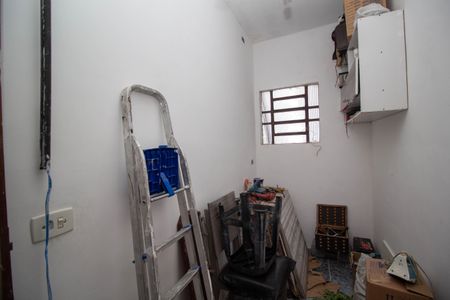 Casa à venda com 148m², 5 quartos e 1 vaga Casa à venda com 148m², 5 quartos e 1 vagaCasa 4 - Quarto de serviço