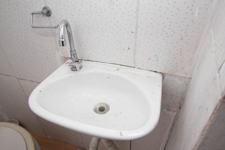 Casa à venda com 148m², 5 quartos e 1 vaga Casa à venda com 148m², 5 quartos e 1 vaga Casa 2 - Banheiro