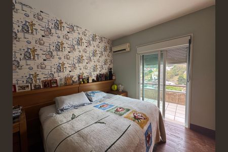 Casa à venda com 348m², 4 quartos e 5 vagasQuarto