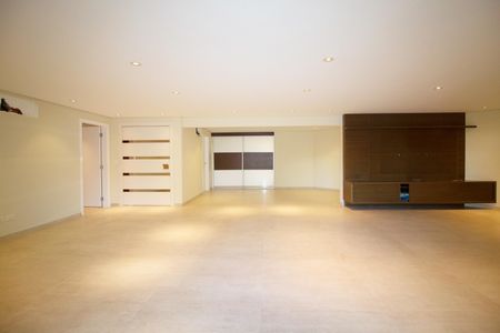 Apartamento à venda com 301m², 4 quartos e 4 vagas