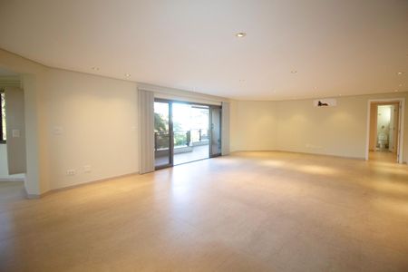 Apartamento à venda com 301m², 4 quartos e 4 vagas