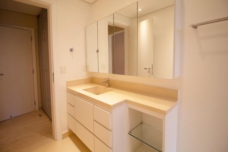 Apartamento à venda com 301m², 4 quartos e 4 vagas