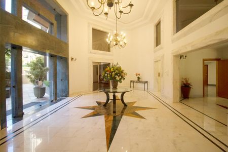 Apartamento à venda com 301m², 4 quartos e 4 vagas