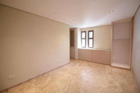 Apartamento à venda com 301m², 4 quartos e 4 vagas