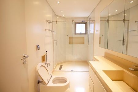 Apartamento à venda com 301m², 4 quartos e 4 vagas