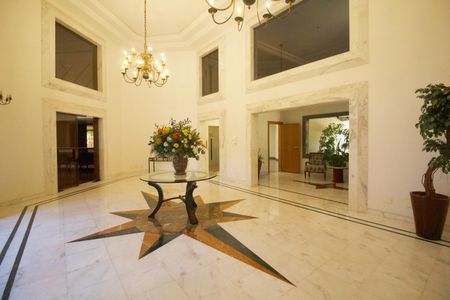 Apartamento à venda com 301m², 4 quartos e 4 vagas