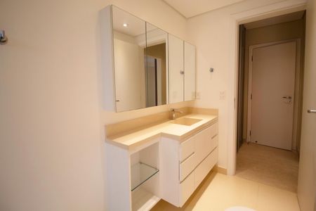 Apartamento à venda com 301m², 4 quartos e 4 vagas