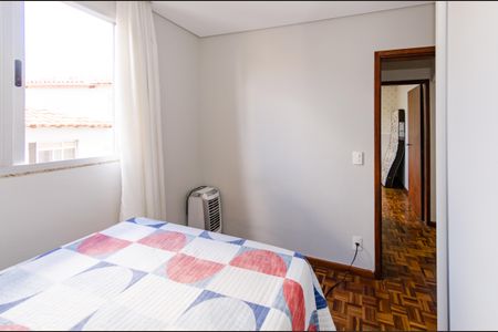 Quarto 2 de apartamento à venda com 2 quartos, 50m² em Estoril, Belo Horizonte