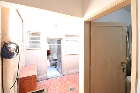 Casa à venda com 90m², 2 quartos e 1 vagaÁrea de Serviço e Banheiro de Serviço
