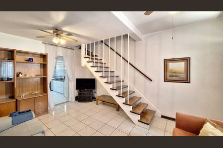 Sala de casa à venda com 2 quartos, 90m² em Água Branca, São Paulo