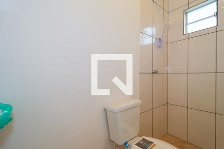 Banheiro Social de kitnet/studio para alugar com 1 quarto, 20m² em Jardim Monte Kemel, São Paulo