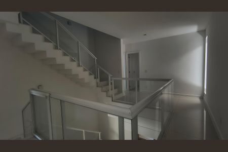 Casa de condomínio à venda com 450m², 4 quartos e 3 vagas Casa de condomínio à venda com 450m², 4 quartos e 3 vagasHall dos Quartos