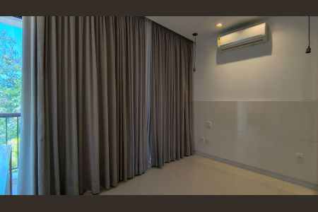 Casa de condomínio à venda com 450m², 4 quartos e 3 vagas Casa de condomínio à venda com 450m², 4 quartos e 3 vagasSuíte 3