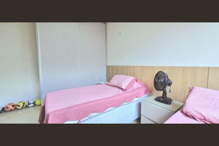 Casa de condomínio para alugar com 200m², 3 quartos e 4 vagas