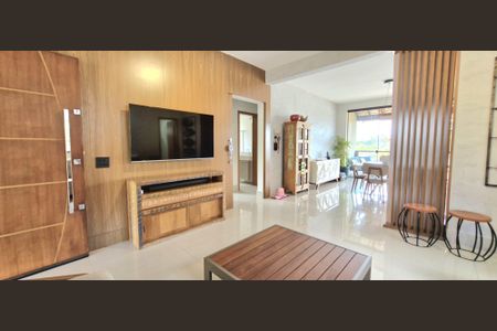 Casa de condomínio para alugar com 200m², 3 quartos e 4 vagas