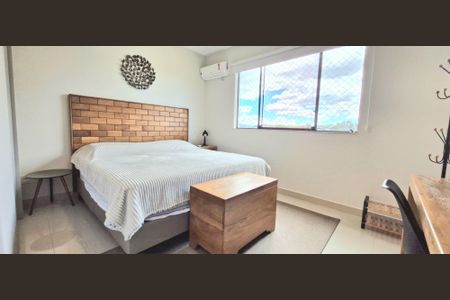 Casa de condomínio para alugar com 200m², 3 quartos e 4 vagas