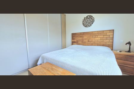 Casa de condomínio para alugar com 200m², 3 quartos e 4 vagas