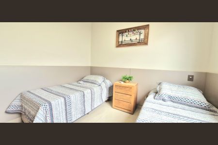 Casa de condomínio para alugar com 200m², 3 quartos e 4 vagas