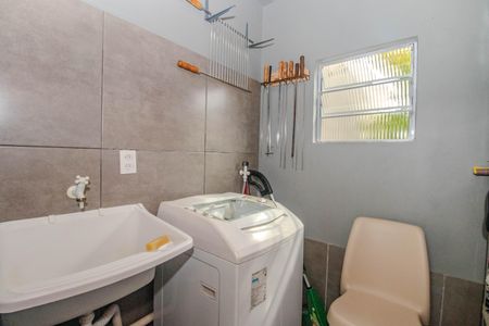 Casa à venda com 101m², 1 quarto e 4 vagasQuiosque / Área de Serviço