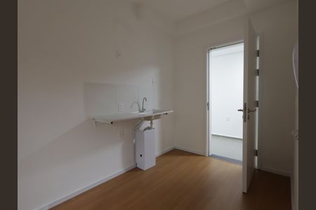 Cozinha de kitnet/studio para alugar com 1 quarto, 17m² em Jardim Monte Kemel, São Paulo