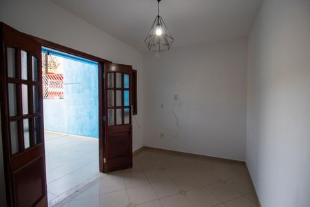 Sala de casa para alugar com 2 quartos, 250m² em Jardim das Vertentes, São Paulo