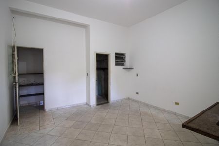 Sala/Quarto de casa para alugar com 2 quartos, 250m² em Jardim das Vertentes, São Paulo