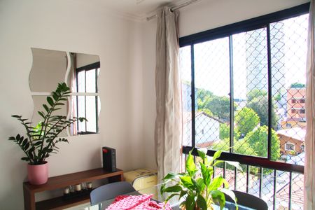 Sala  de apartamento à venda com 2 quartos, 60m² em Vila Tijuco, Guarulhos