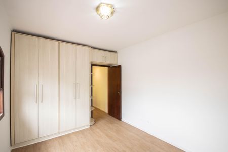 Casa à venda com 140m², 3 quartos e 5 vagasSuíte 1