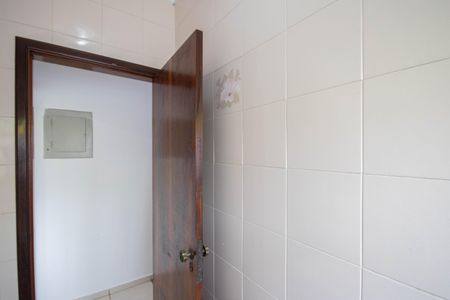Casa à venda com 140m², 3 quartos e 5 vagasBanheiro 2