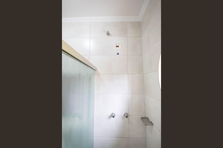 Casa à venda com 140m², 3 quartos e 5 vagasBanheiro da Suíte 1