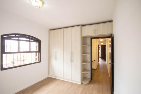Casa à venda com 140m², 3 quartos e 5 vagasSuíte 1