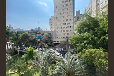 Apartamento à venda com 68m², 2 quartos e 2 vagasFoto 01