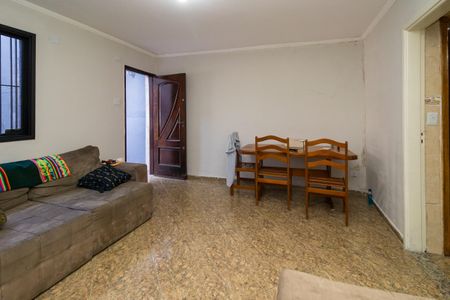 Casa à venda com 88m², 3 quartos e 2 vagasSala