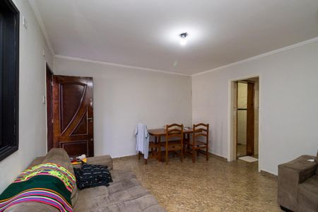 Casa à venda com 88m², 3 quartos e 2 vagasSala