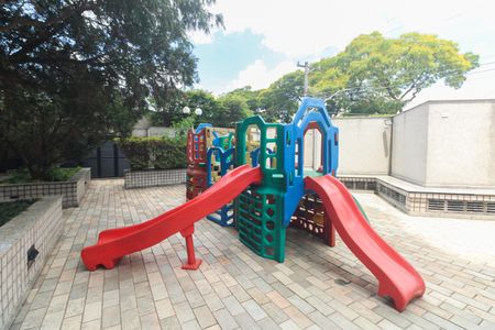 Apartamento para alugar com 170m², 3 quartos e 3 vagas Apartamento para alugar com 170m², 3 quartos e 3 vagasÁrea comum