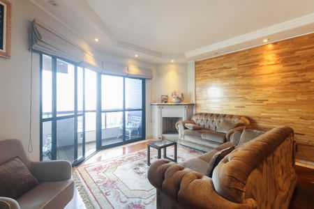 Apartamento para alugar com 170m², 3 quartos e 3 vagas Apartamento para alugar com 170m², 3 quartos e 3 vagasSala 1