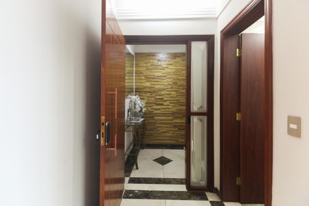 Apartamento para alugar com 170m², 3 quartos e 3 vagas Apartamento para alugar com 170m², 3 quartos e 3 vagasHall