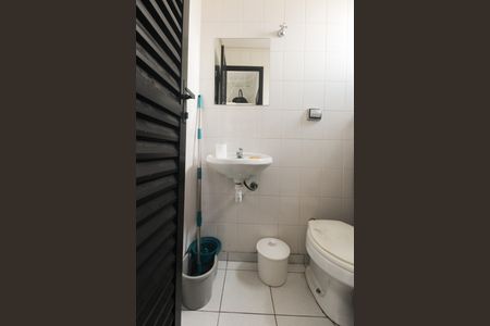 Apartamento para alugar com 170m², 3 quartos e 3 vagas Apartamento para alugar com 170m², 3 quartos e 3 vagasBanheiro de Serviço