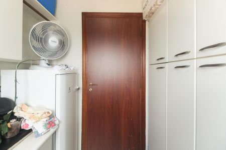 Apartamento para alugar com 170m², 3 quartos e 3 vagas Apartamento para alugar com 170m², 3 quartos e 3 vagasQuarto de Serviço
