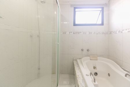 Apartamento para alugar com 170m², 3 quartos e 3 vagas Apartamento para alugar com 170m², 3 quartos e 3 vagasBanheiro da Suíte 3