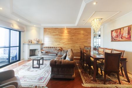 Sala 1 de apartamento para alugar com 3 quartos, 170m² em Vila Rica, São Paulo