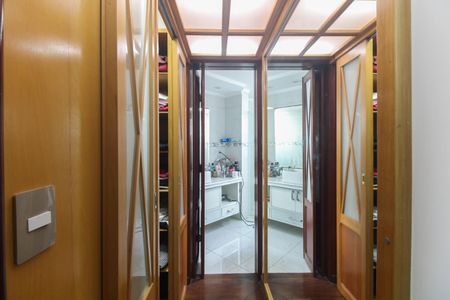 Apartamento para alugar com 170m², 3 quartos e 3 vagas Apartamento para alugar com 170m², 3 quartos e 3 vagasCloset da Suíte 3