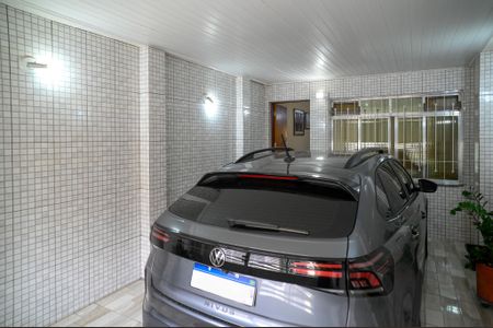 Casa à venda com 180m², 2 quartos e 2 vagas Casa à venda com 180m², 2 quartos e 2 vagasGaragem 2